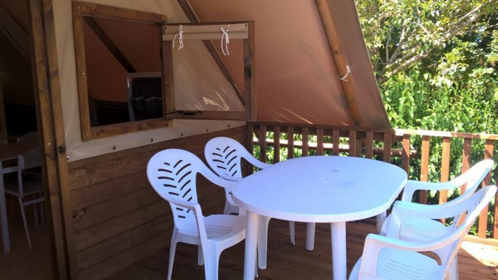 Camping Onlycamp La Confluence Savonnières Kültér fotó